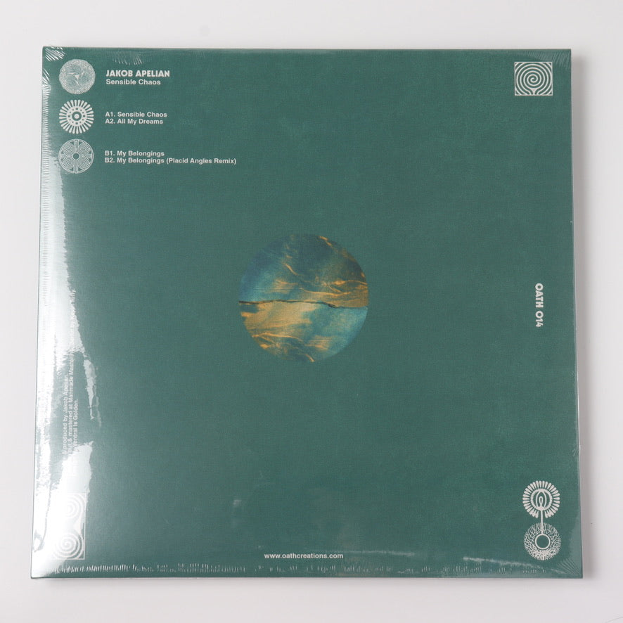 Sensible Chaos / Jacob Apelian
